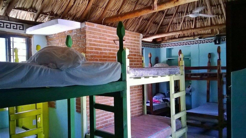 Mayan Hostel แคนคูน ภายนอก รูปภาพ