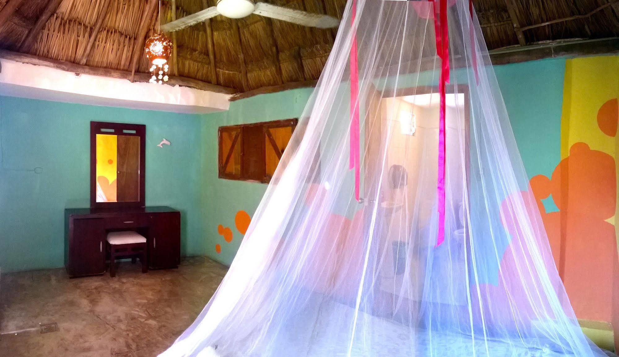 Mayan Hostel แคนคูน ภายนอก รูปภาพ